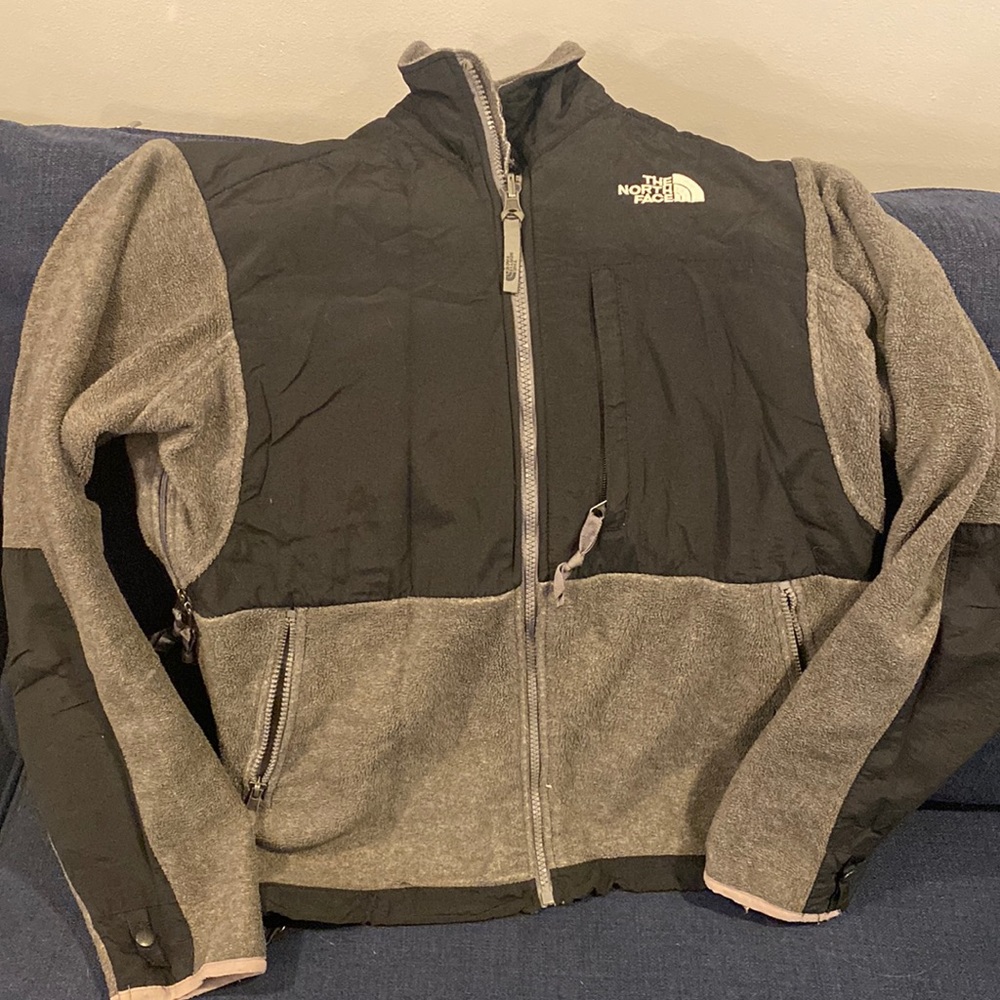 The North Face women’s jacket size small